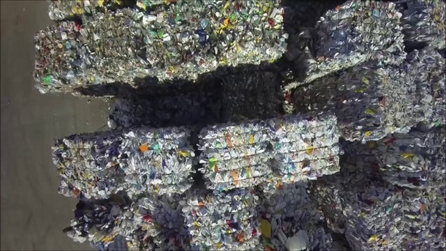 MPB Recyclage traite les bouteilles et flacons ménagers en PEHD