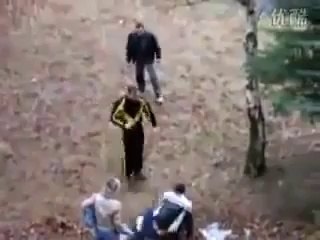 Boksörün Sevgilisine Tokat Atarsan Olacağı Bu