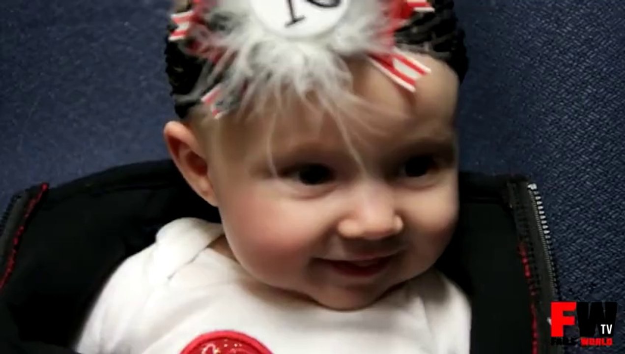 Baby Bounce Head - Fails World
