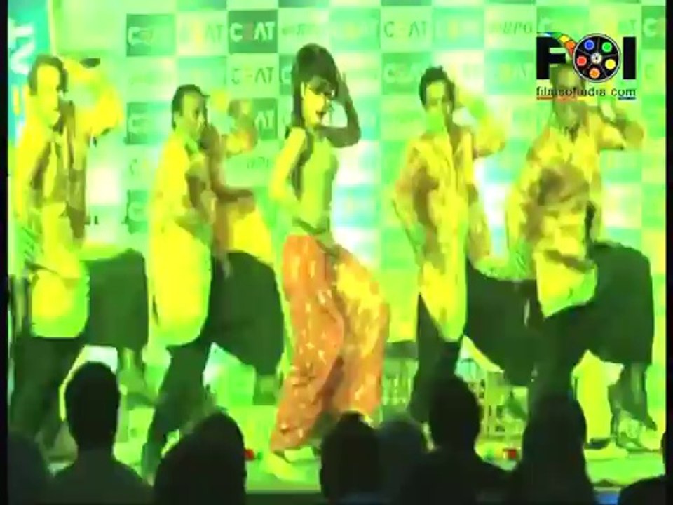 Chitrangada Singh's Sexy Dance Moves