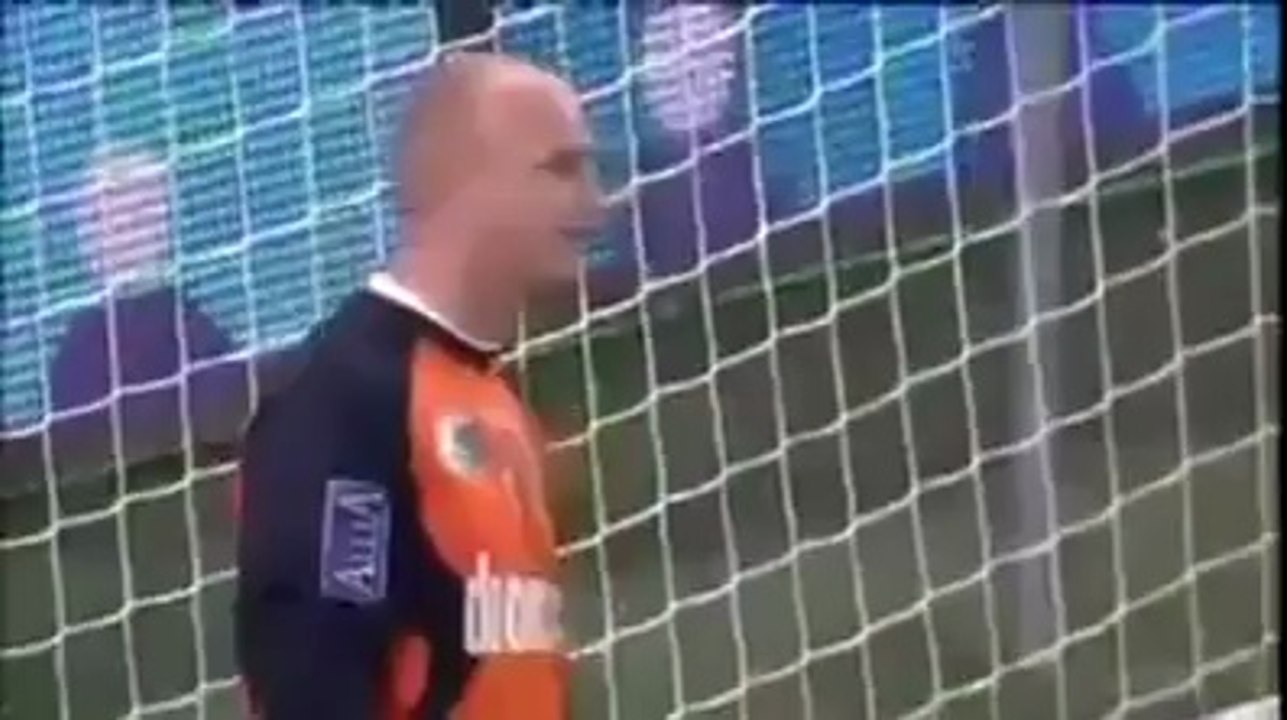 Goal Keeper Do its own Goal