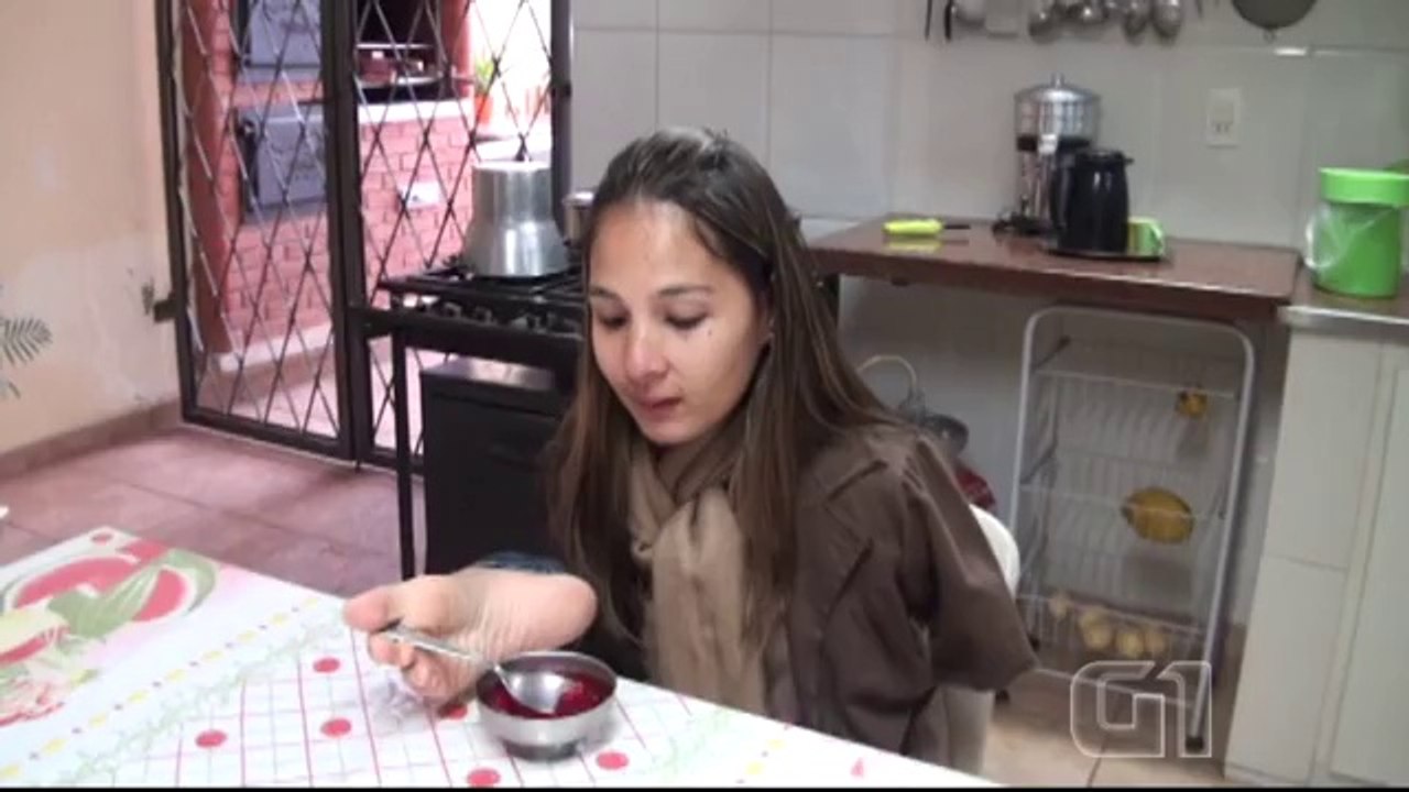 Le quotidien d'une femme née sans bras