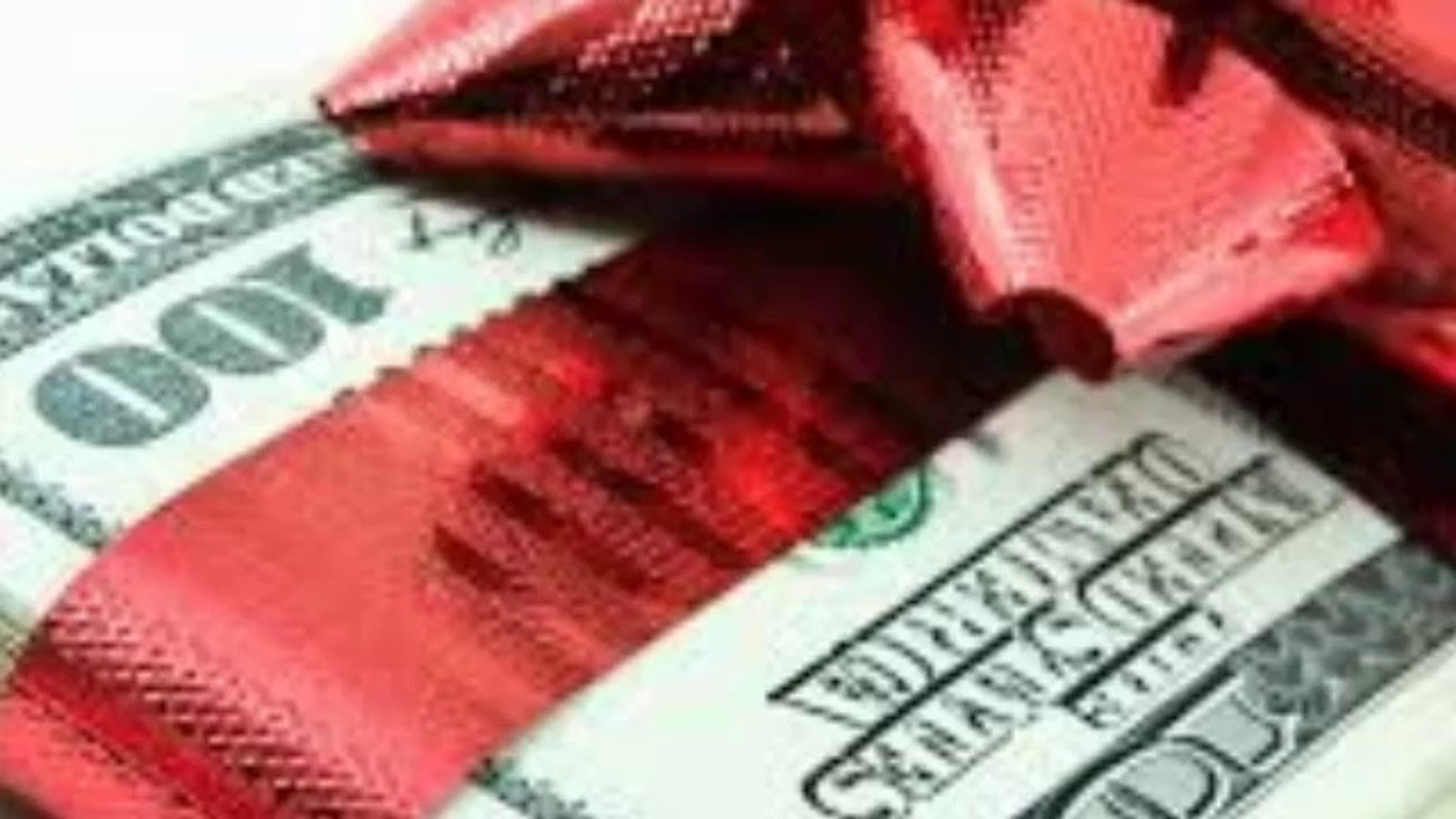 ⁣How to earn money online - Make Money Playing Video Games