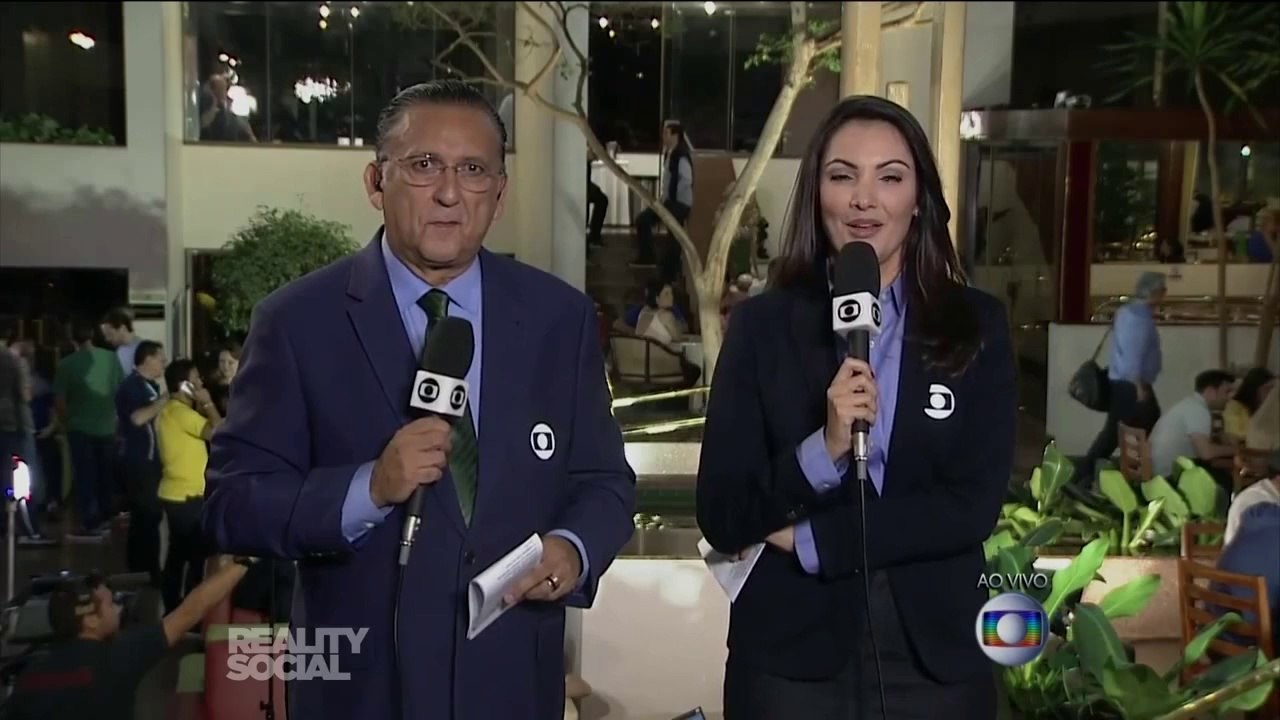 [HD] Patricia Poeta bufando na volta do JN