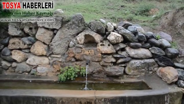 TOSYA'DA CAMİ VE TÜRBE DEFİNE AVCILARI TARAFINDAN TALAN EDİLİYOR