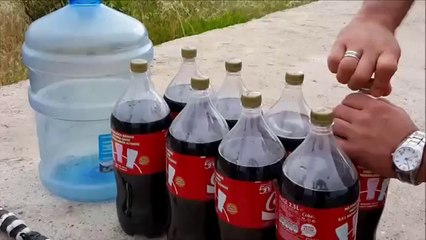 19 Liters Coke vs  Mentos & Salt!