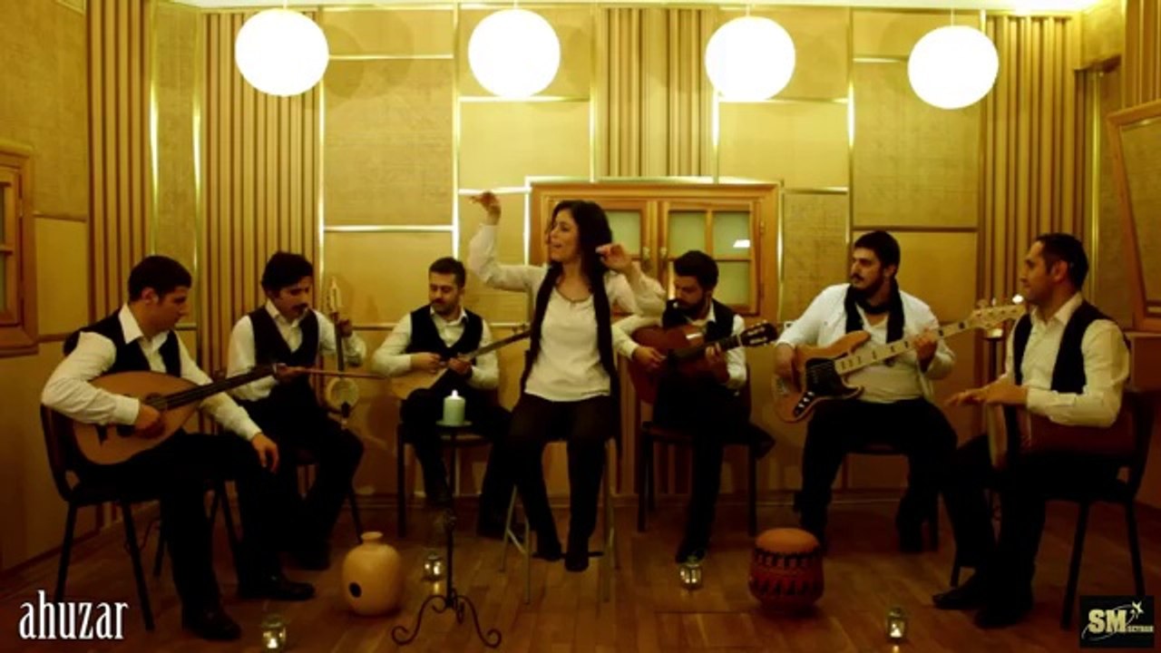 Mendilimin Ucuna Sakız Bağladım Sakız (Ahuzar)