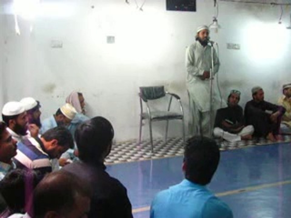 Madiney ch athroo lukaye ni jandey - othey hal monhon sunay ni jandey...