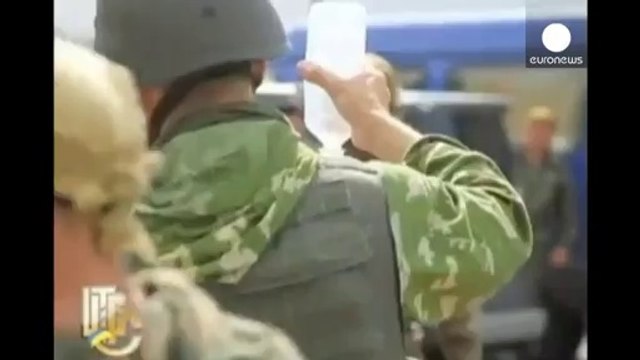 Ucraina: bombardata Sloviansk, filorussi circondano guardie di frontiera