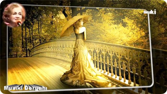 Mülkiye Toper ♫ Bin hüzün çöktü yine gönlüme akşamla benim.HD