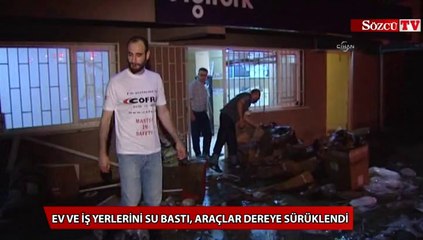 Download Video: Ev ve iş yerlerini su bastı, araçlar dereye sürüklendi