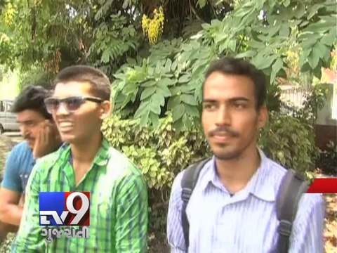 Senate members protests against Centralized Admission System, Baroda - Tv9 Gujarati