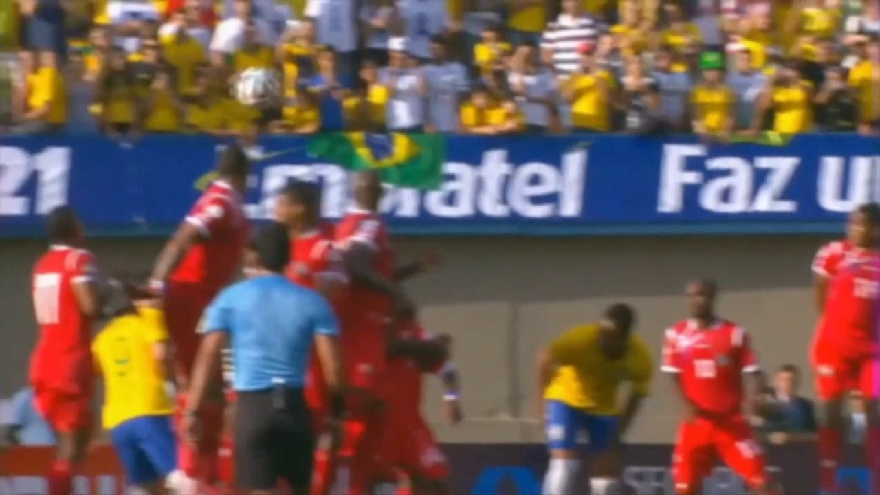 Neymar zaubert sich warm für die WM