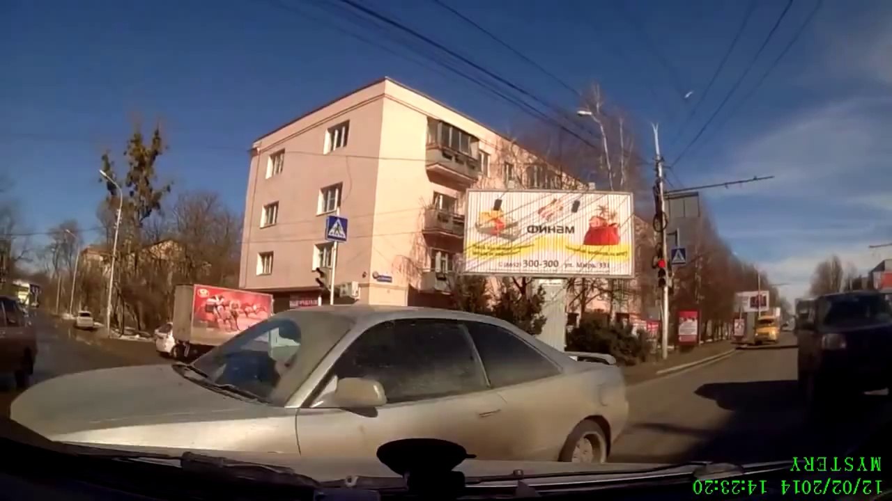 Car Accidents Compilation February 2014 (2)