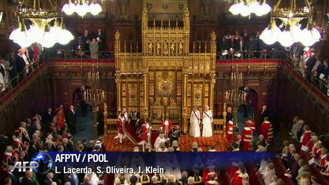 Elizabeth II apresenta programa do governo britânico
