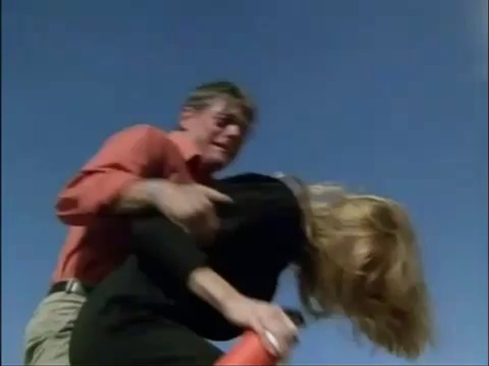 supercopter airwolf intro [Bonne qualité, grande taille]