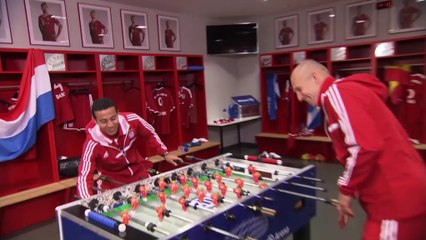 Brasil 2014 - Thiago y Robben juegan su España - Holanda particular