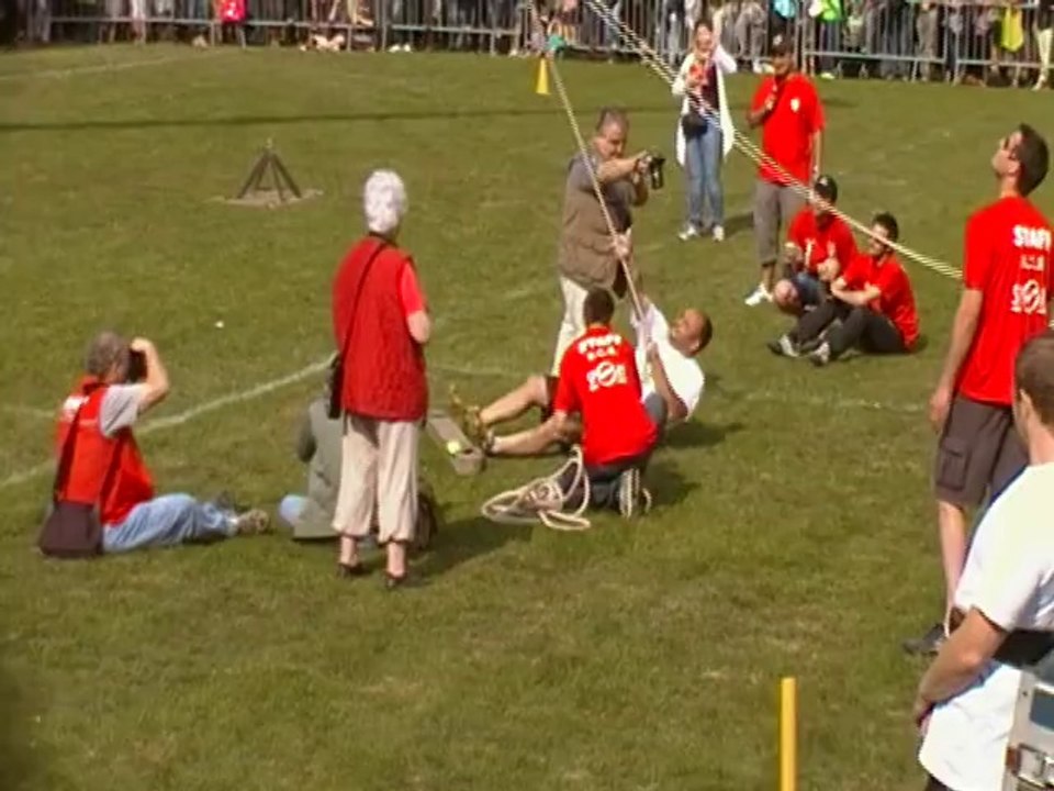 L'HOMME LE PLUS FORT DU MORVAN 2014 - LA GRUE
