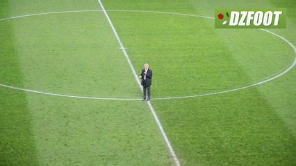 Vahid Halilhodzic intervient pour calmer le public à Geneve