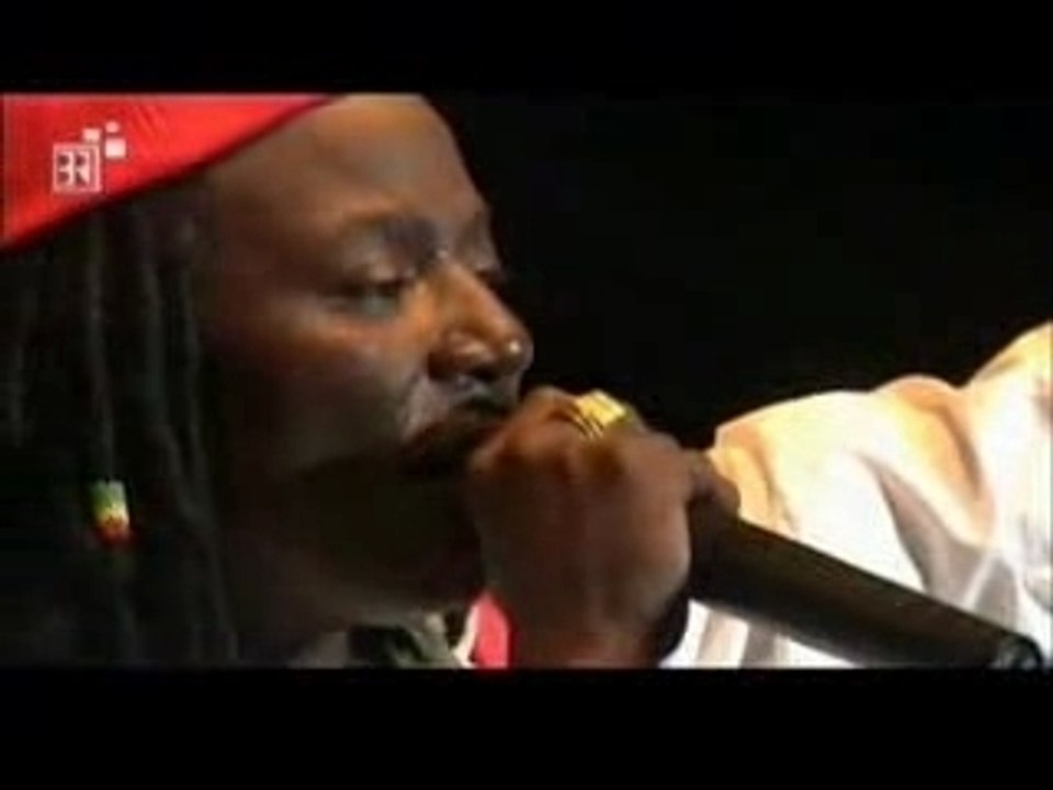 Alpha Blondy - Massada