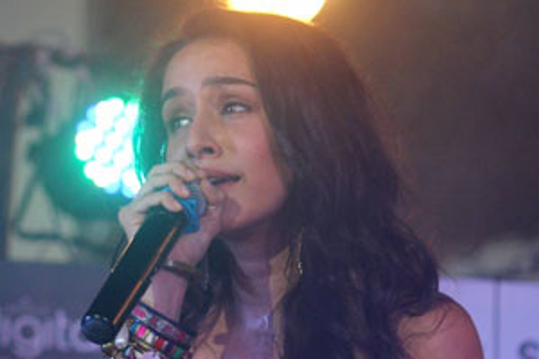Galliyan marks Shraddha's singing debut