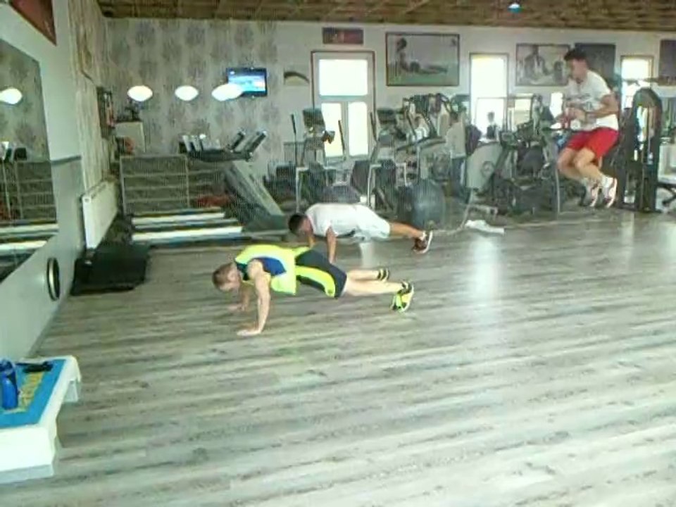 4' ARMY WORKOUT