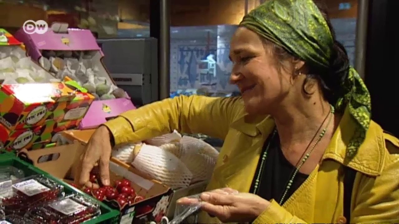 Fußball-Tapas von Sabine Hueck | Euromaxx - Samba im Herzen