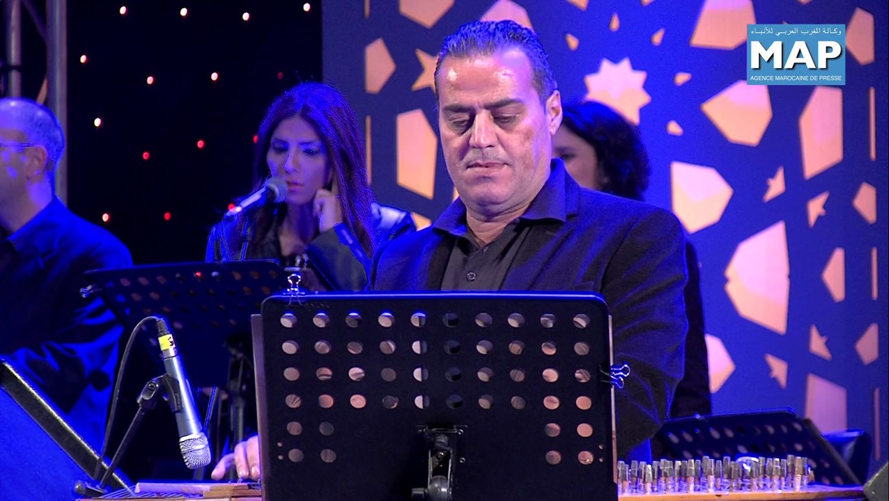 صوت كارول سماحة الرنان يسحر جمهور منصة النهضة