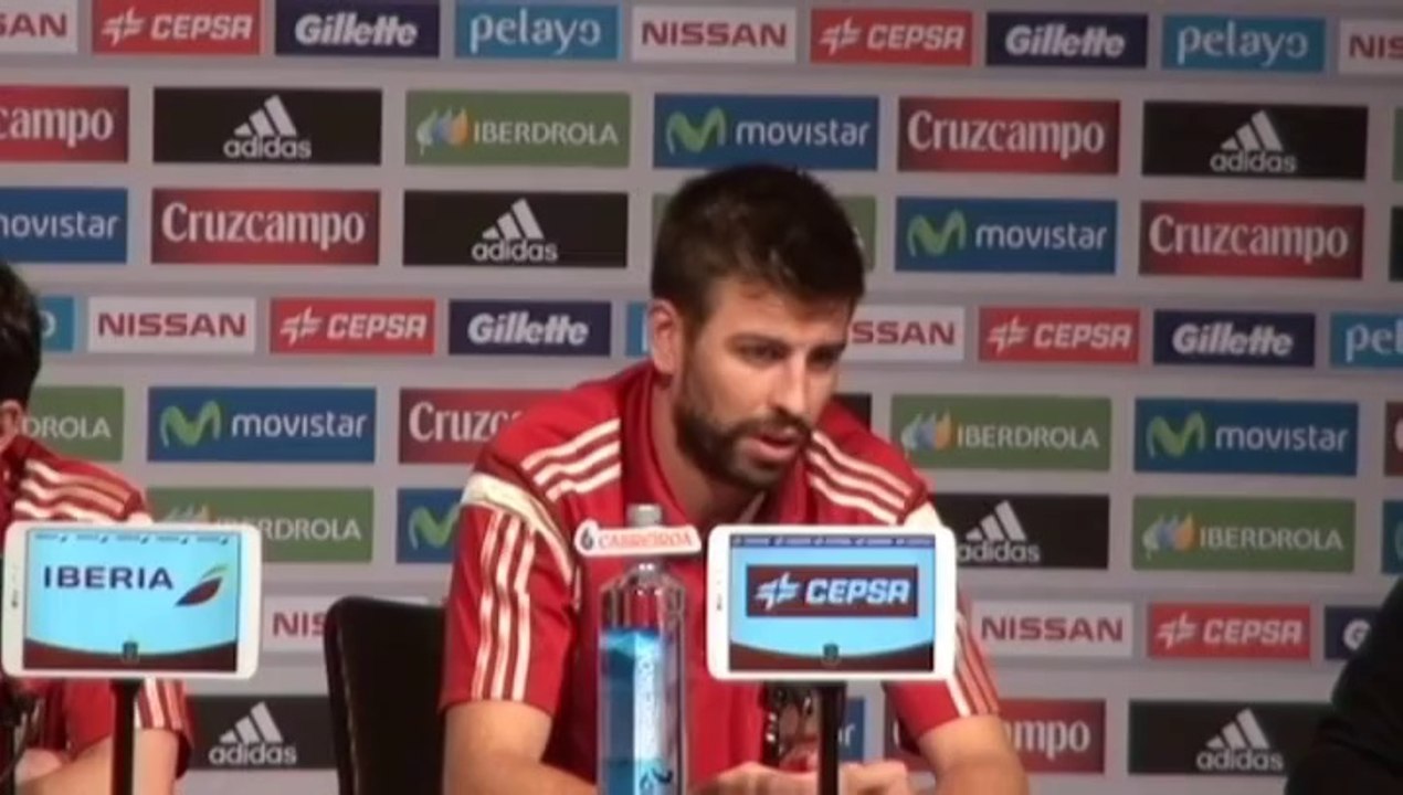 Piqué confiesa a Del Bosque que Cesc se va del Barça por 33 millones