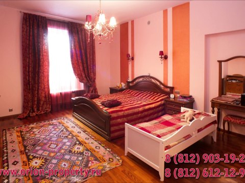 Индивидуальный жилой дом в центре Санкт-Петербурга!