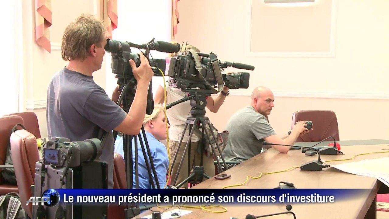 Ukraine: les séparatistes critiquent le discours de Porochenko