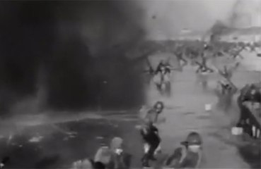 Le débarquement reconstitué avec des scènes de films
