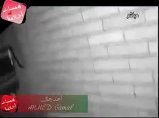 مأساة رجل يعيش طوال عمره بالظلام داخل مقبره منذ الخمسينات