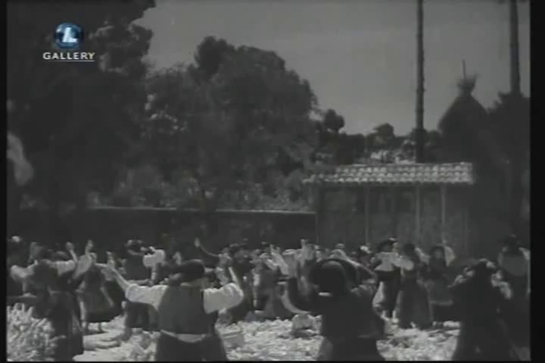 «O VIRA DA DESFOLHADA» - CANÇÃO EXTRAÍDA DO FILME «AS PUPILAS DO SR REITOR»