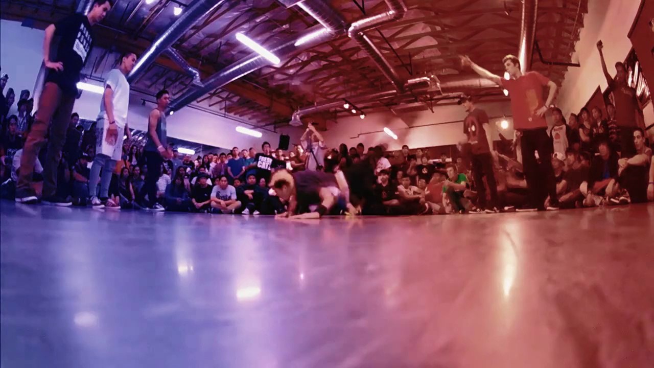 3-DIMENSIONAL DUBSTEP | BREAKDANCE | BBOY SLINKY