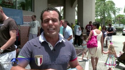 Florida football fans go crazy for Panini stickers