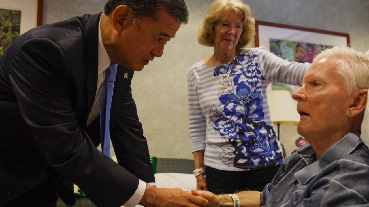 Audio: Eric Shinseki vows to stay on the job