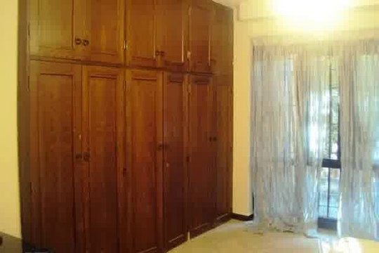 Furnished Ground Floor for Rent in Maadi Sarayat with Shared Garden and Swimming Pool.