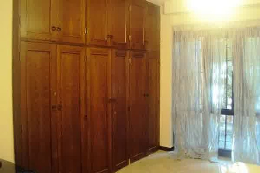 Furnished Ground Floor for Rent in Maadi Sarayat with Shared Garden and Swimming Pool.