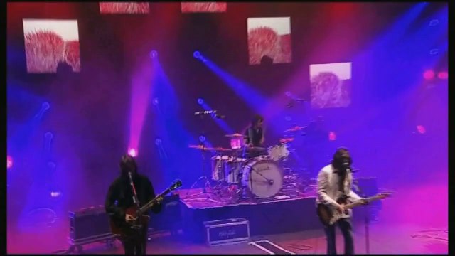 Matmatah - Comme si de rien n'était (Live at Vieilles Charrues 2008 official HD)