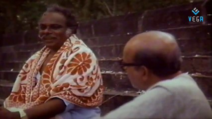 Neengal Kettavai Movie Love Scene -1