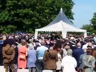 Cérémonie au cimetière de Bayeux 2