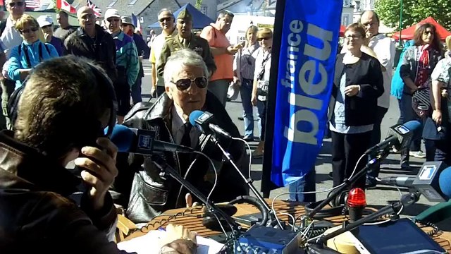 Jean-Claude Narcy à Sainte Mère Eglise le 6 juin : ici c'est formidable.