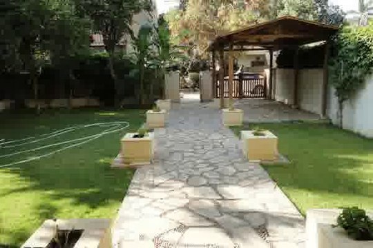 Semi Furnished Twin House for Rent in Maadi Degla with Private Garden Swimming Pool.