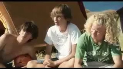 Tu honoreras ta mère et ta mère (2011)