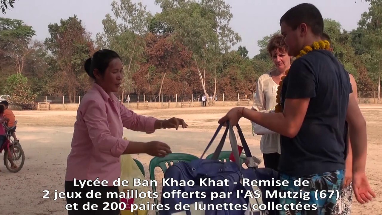 Des maillots pour le Laos