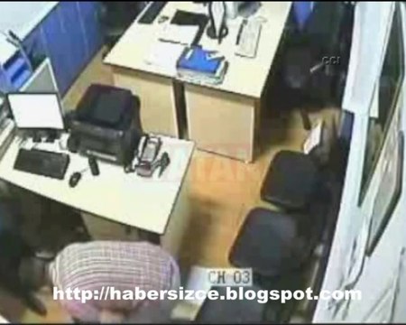 Karakolda dövülen kadına 8, polislere 1 yıl hapis