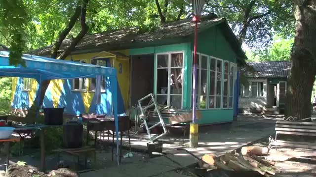 Луганск. Авианалет на блокпост в Станице Луганской. Авиаудар ракетами НУРС 6 июня Сегодня Новости