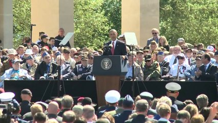 Obama et Hollande rendent hommage aux soldats américains