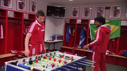 Dante and Mandzukic play WC opener in table football